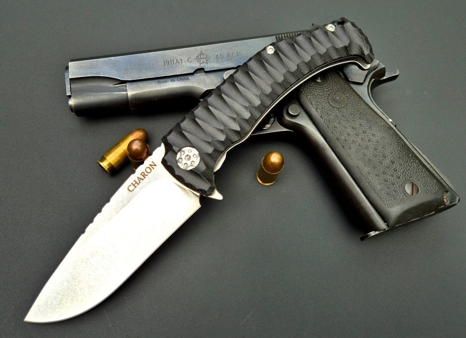 Zavírací Charon EVO - Linerlock axiální ložiska černý - stonewash