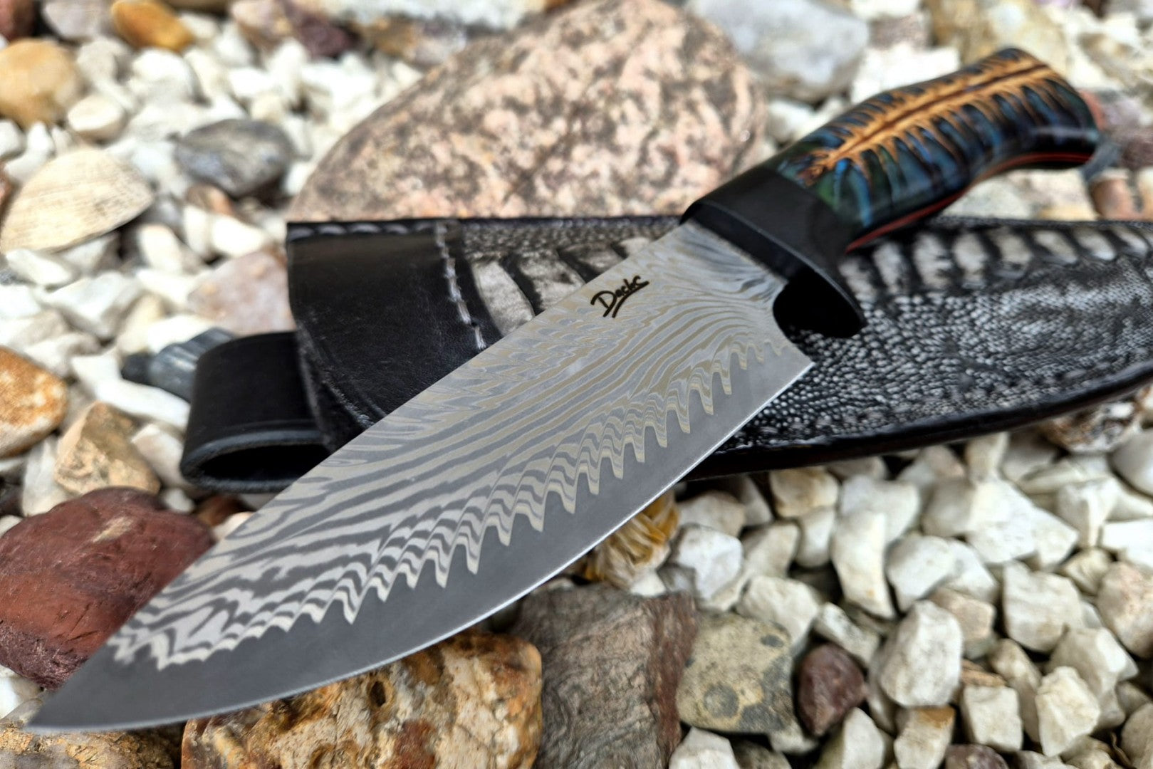 Hunting stainless steel damascus knife - cone 2
