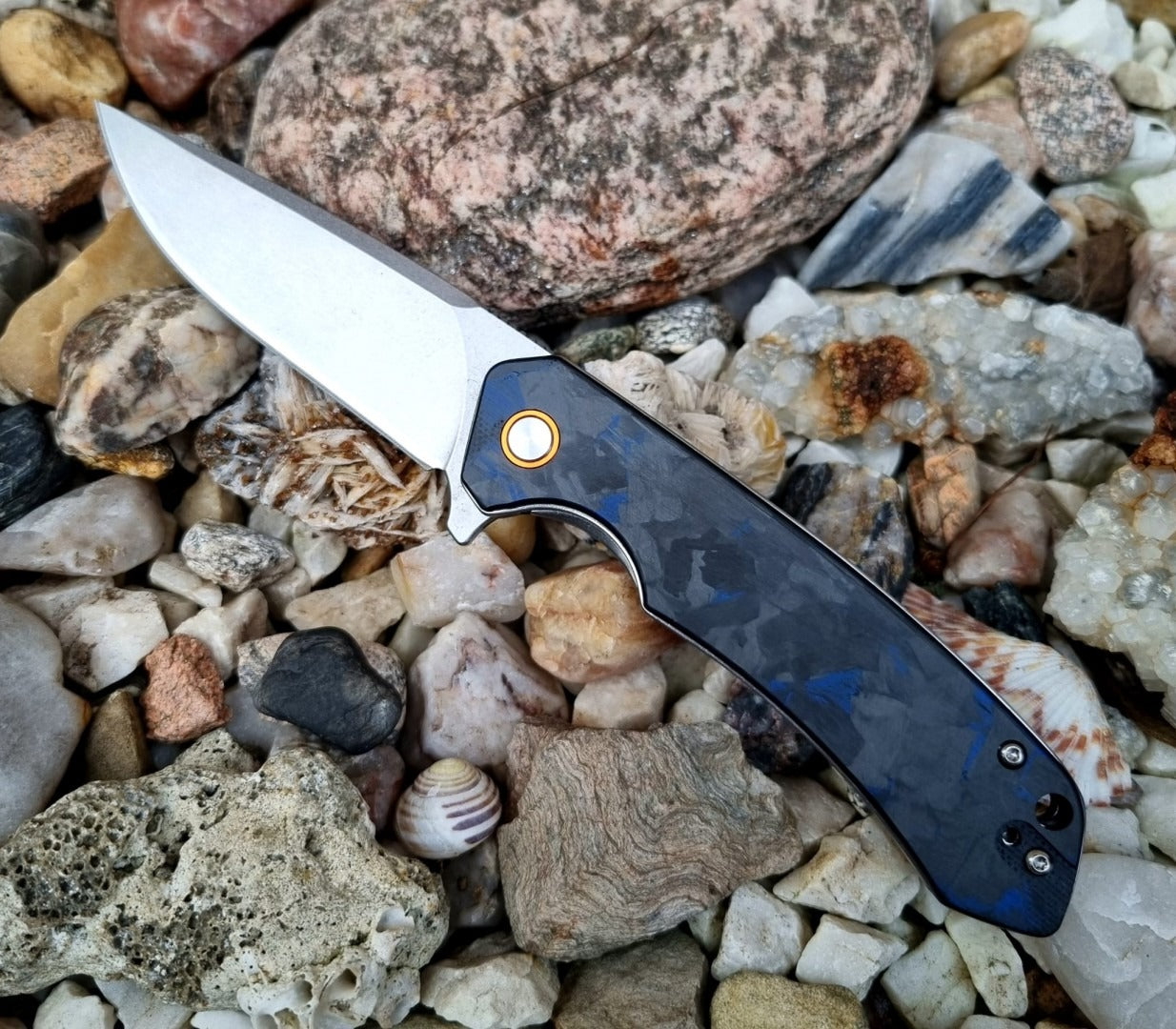 Zavírací nůž Blue - G10 + uhlíkové vlákno, orange kroužek