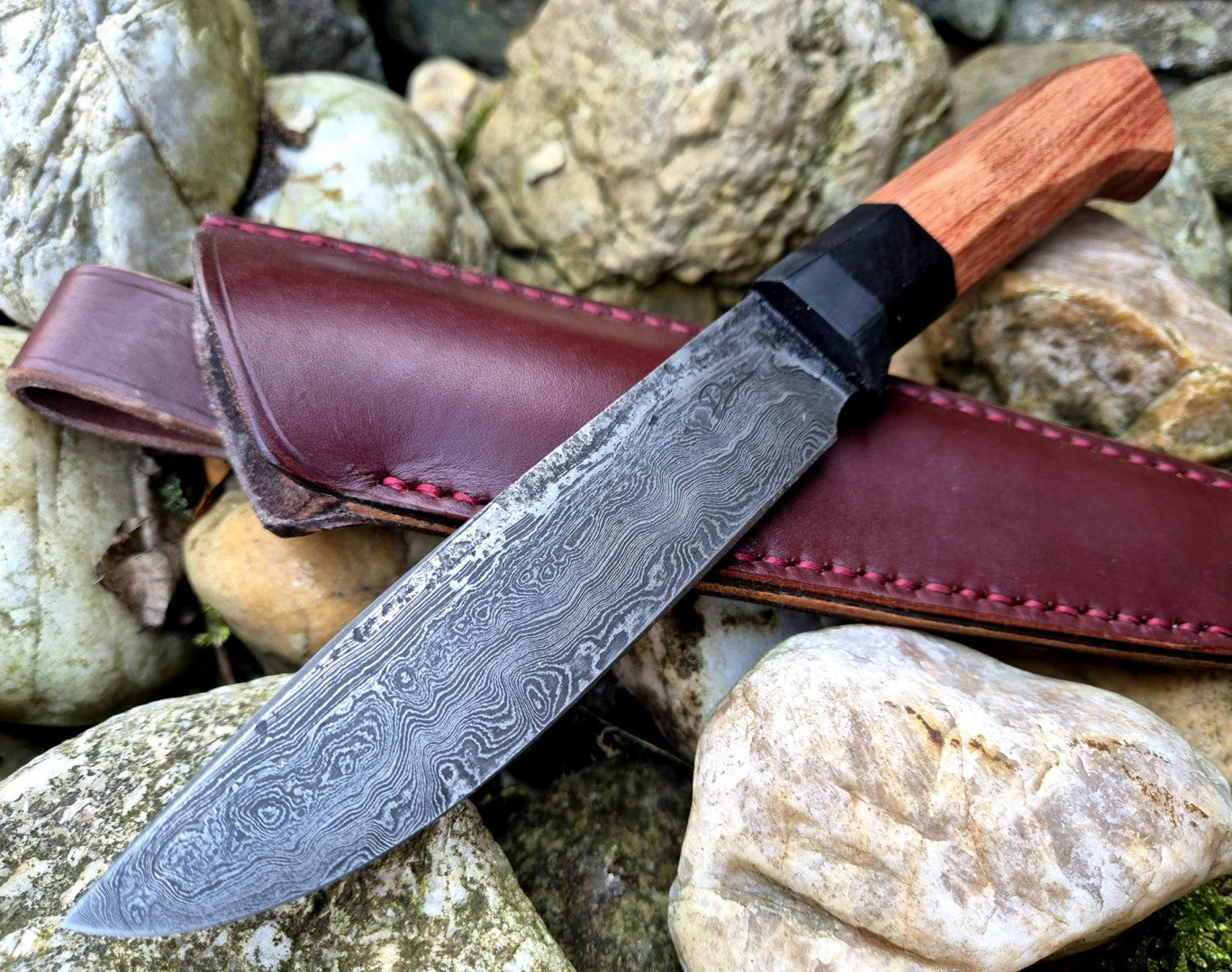 Jagdmesser, Damaszenerstahl, Palisander und Ebenholz
