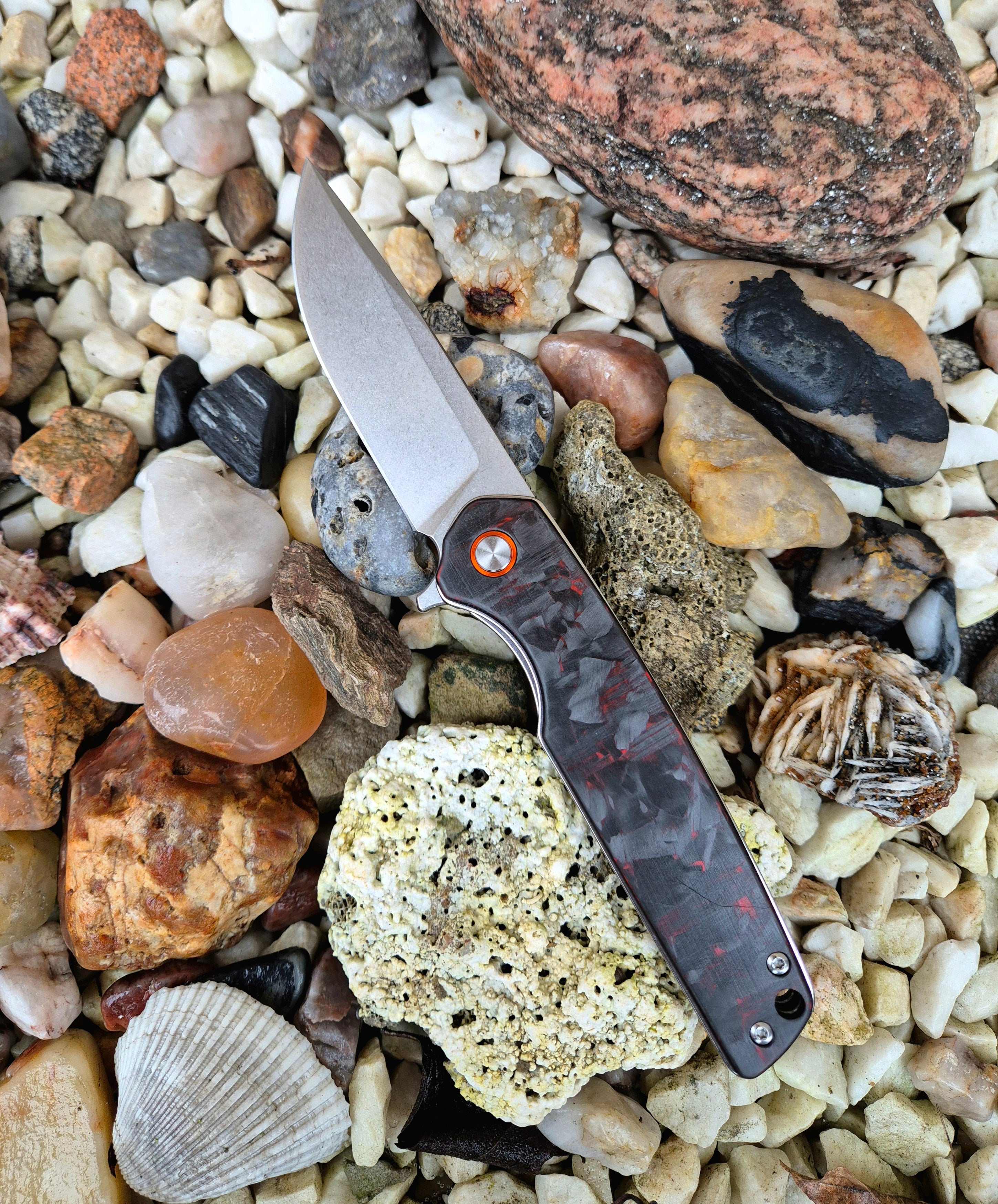 Zavírací nůž red - G10 + uhlíkové vlákno, orange kroužek