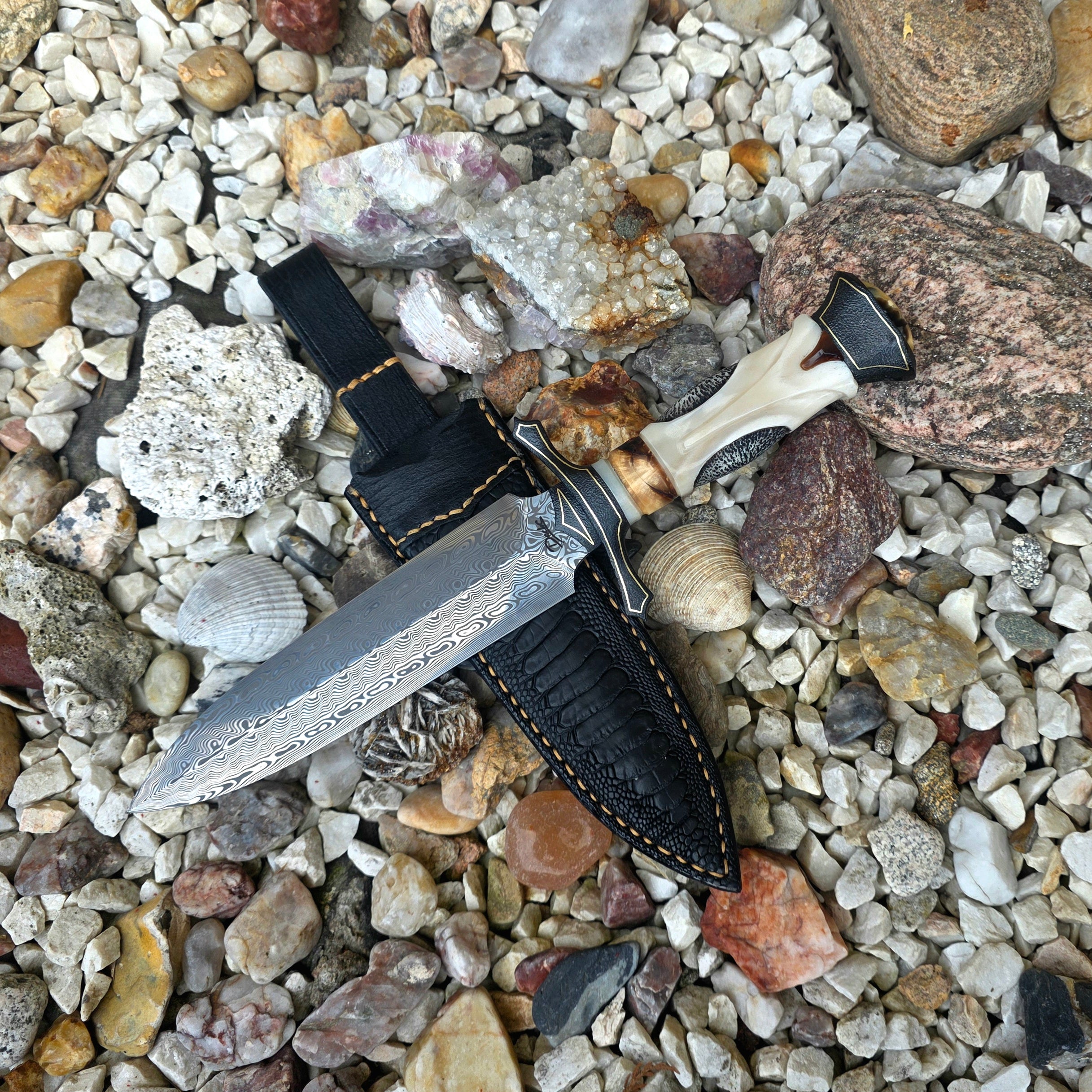 Dolch GORGONA - Luxuriöses handgefertigtes Messer