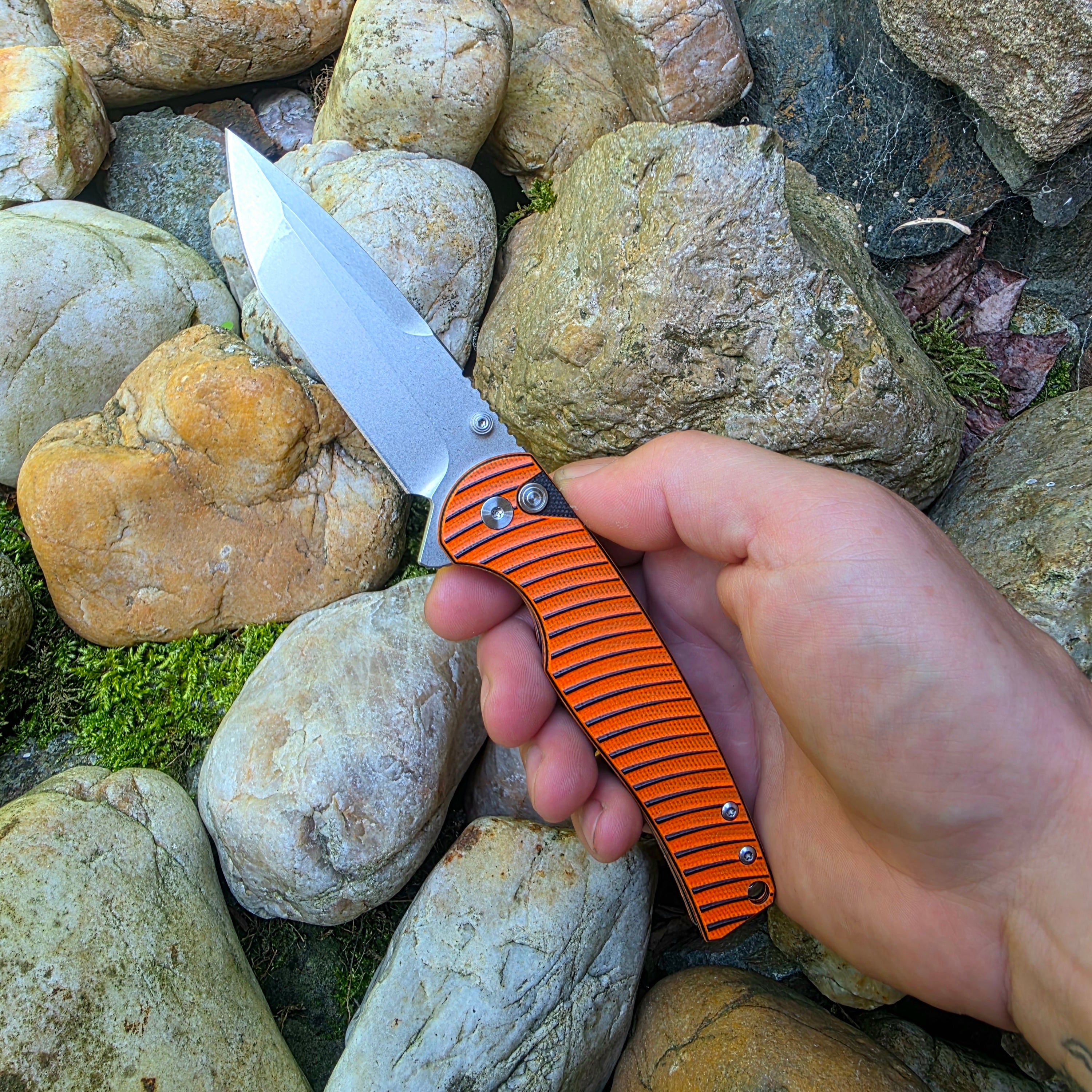 Zavírací nůž - Tanto D2 Button lock G10 orange