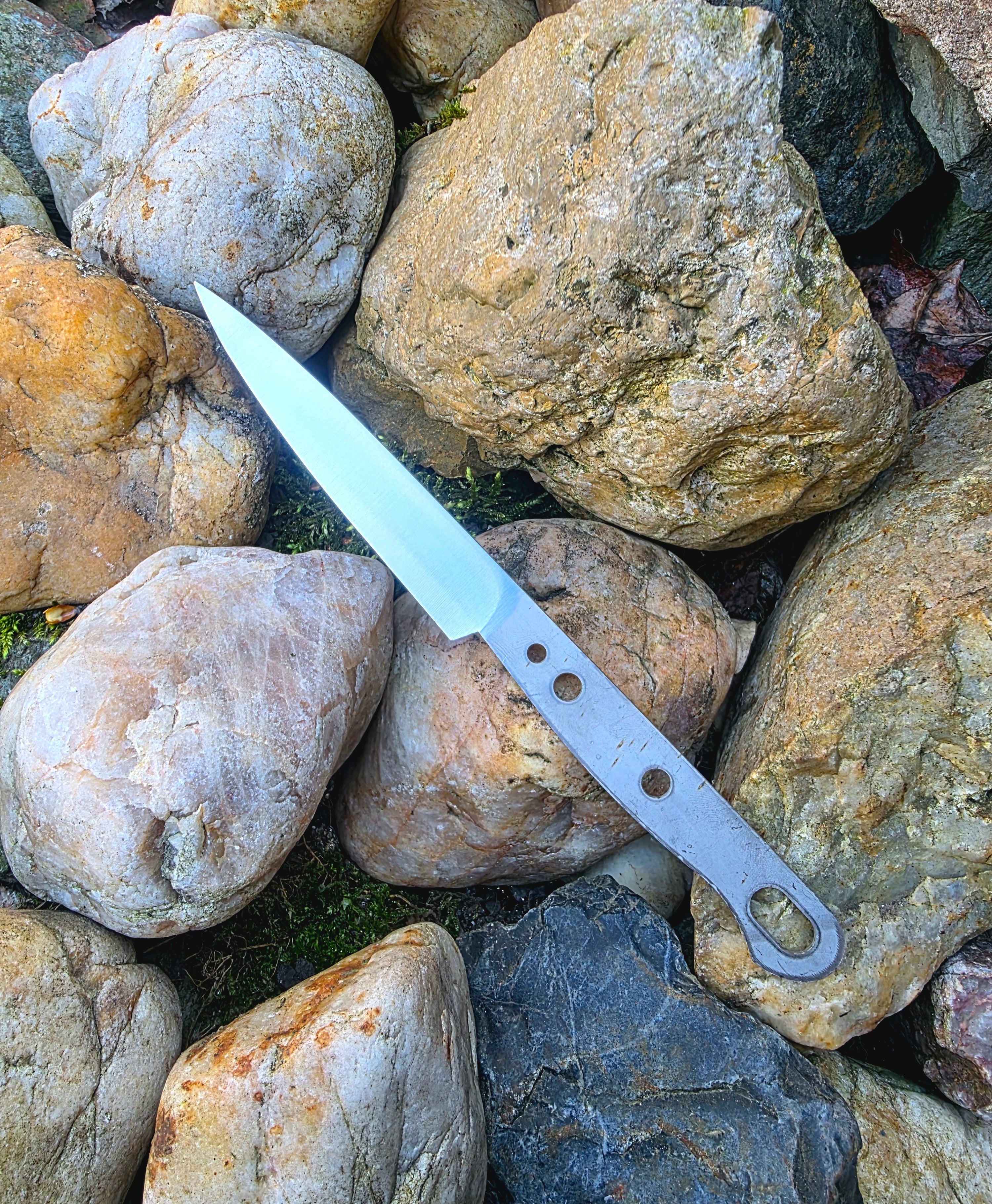 Kuchyňský nůž - čepel univerzální