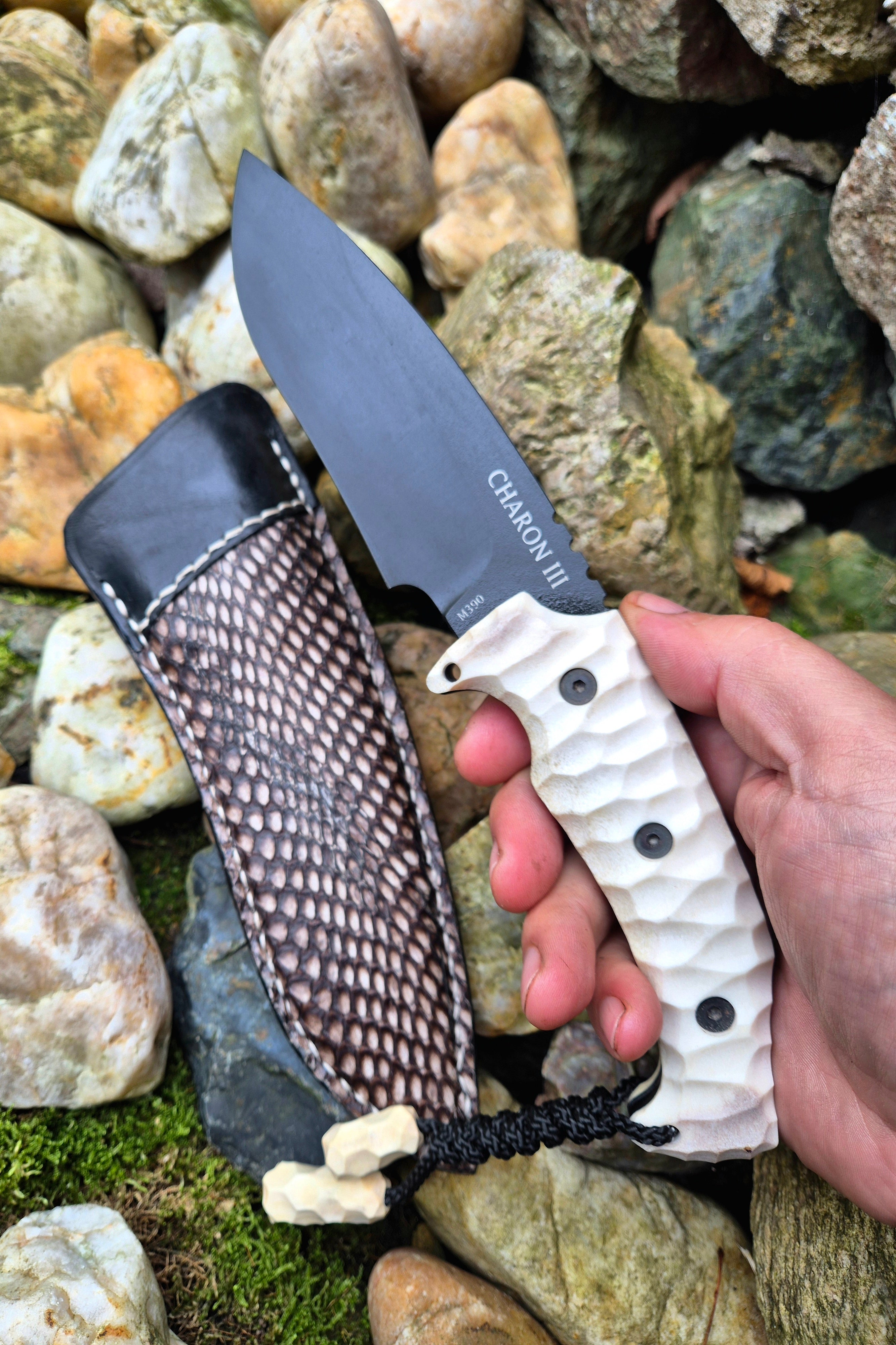 Charon III Mammut-Hockermesser - DAMASTEEL