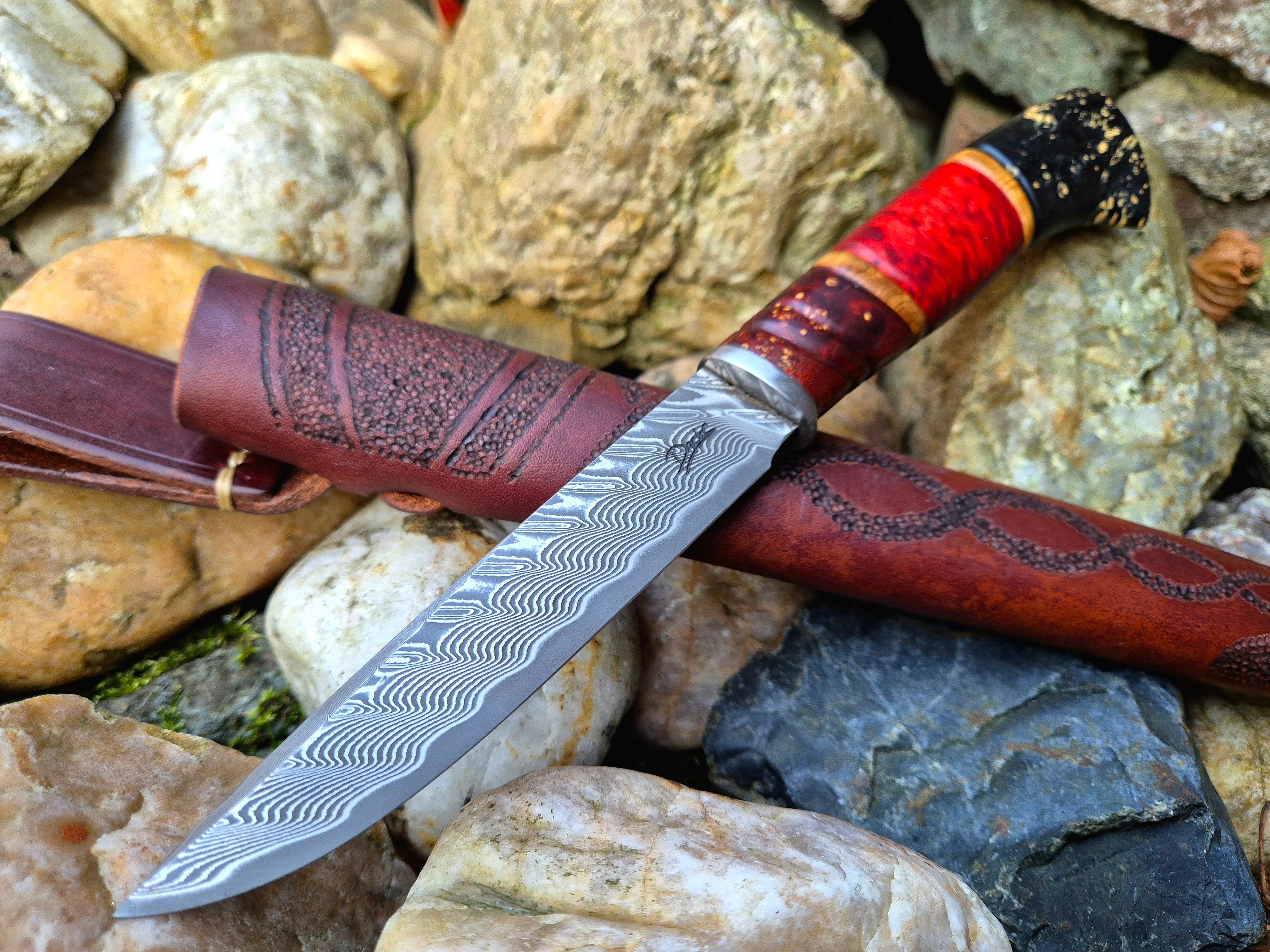 Hunting stainless steel damascus knife - cone 2