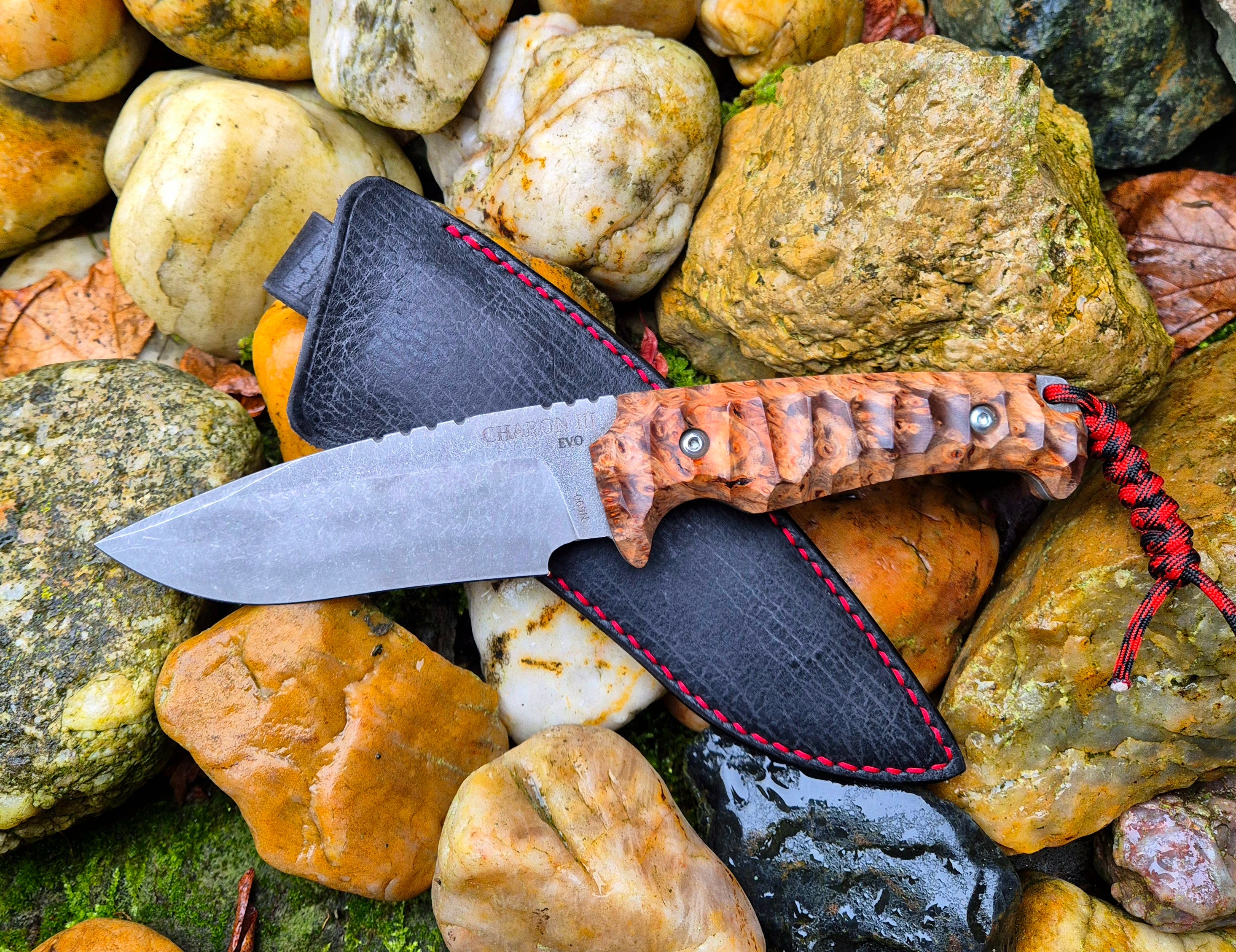 Charon III knife - red lines M390