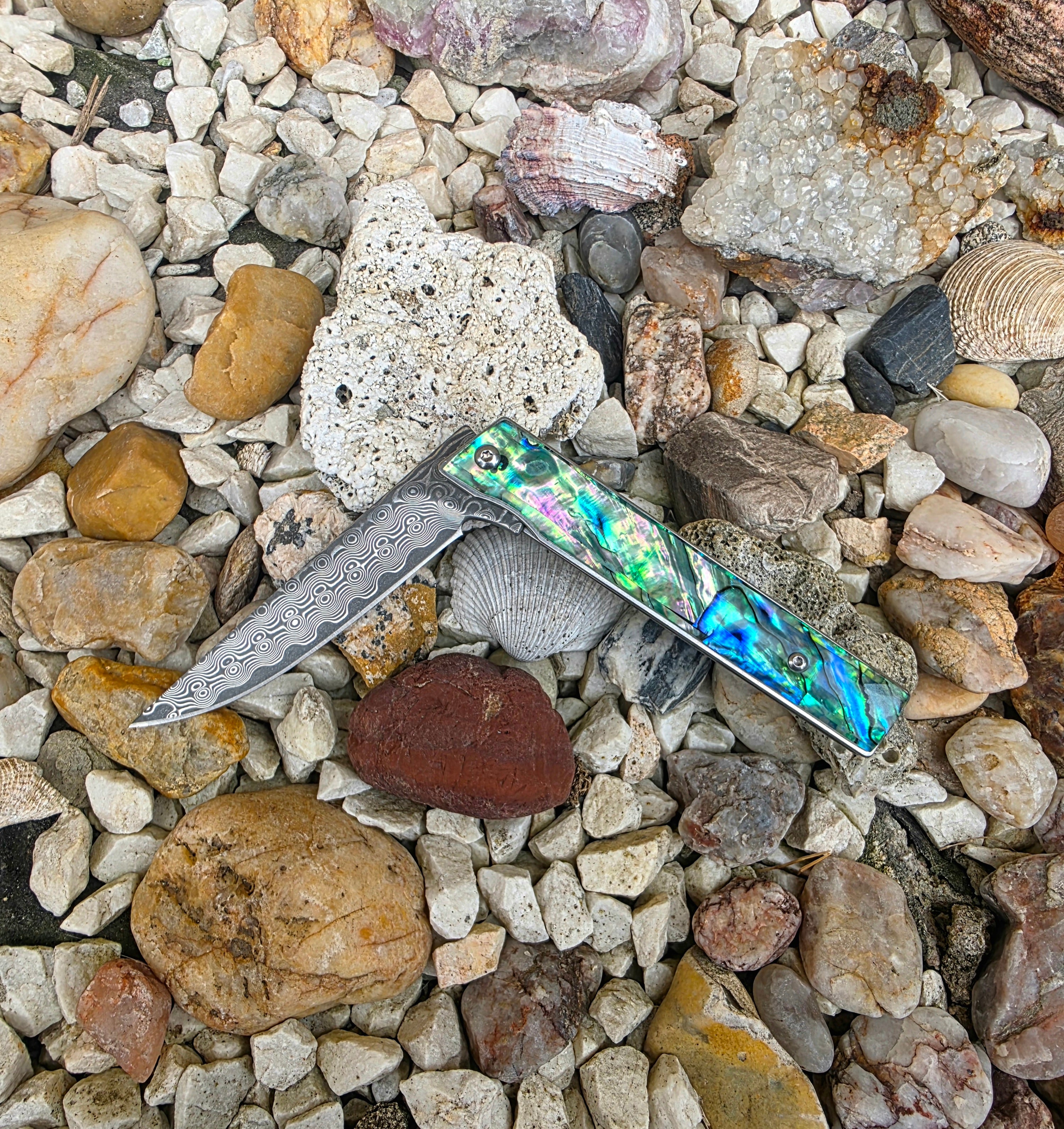 Zavírací nůž - ELEG Abalone – damašek VG10 EDC