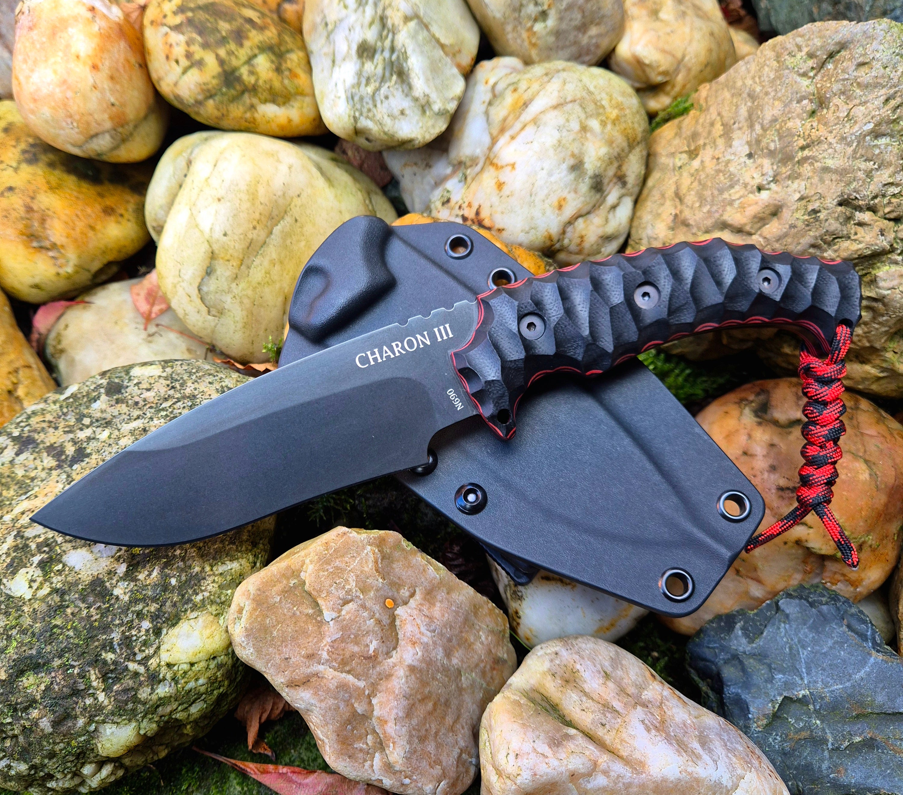 Charon III knife - red lines M390