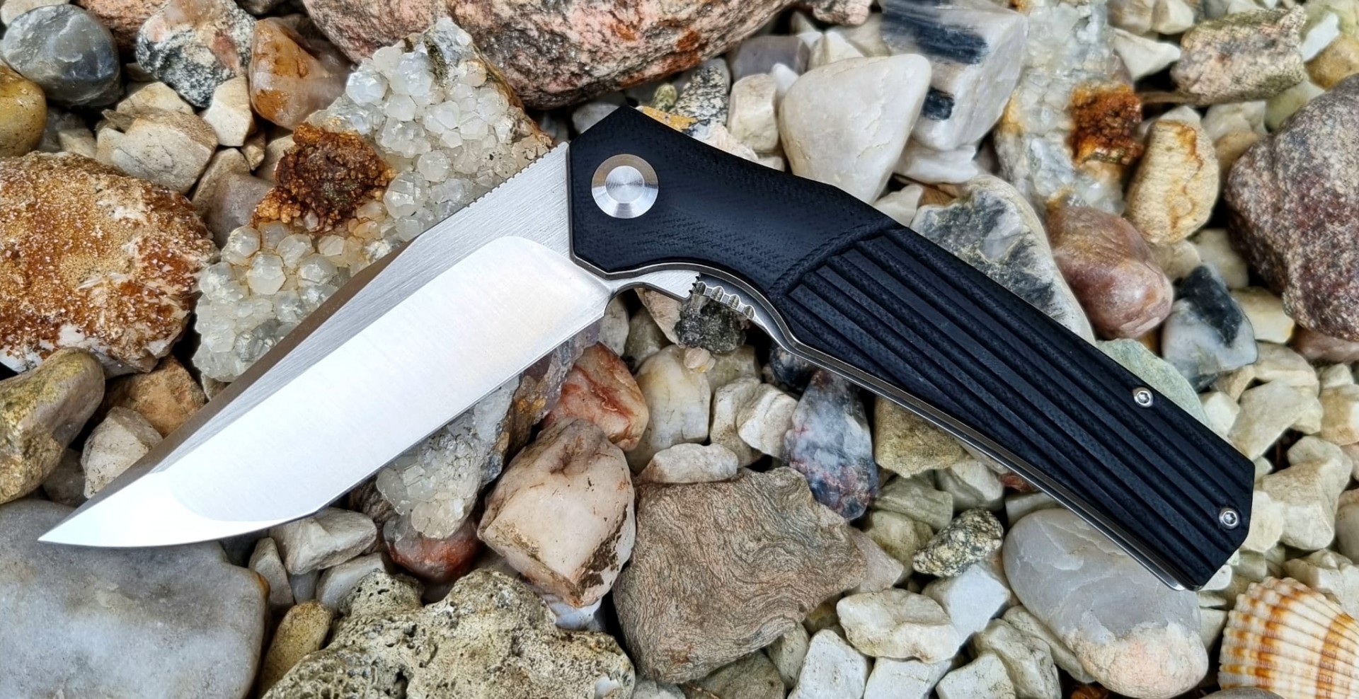 Zavírací nůž HOWED - G10